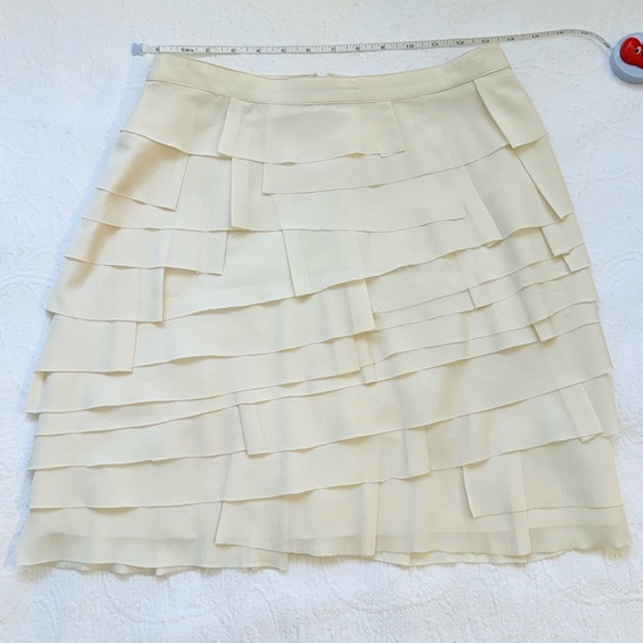 Forever 21 Cream Ruffle Mini Skirt Size L Y2K - Picture 13 of 15